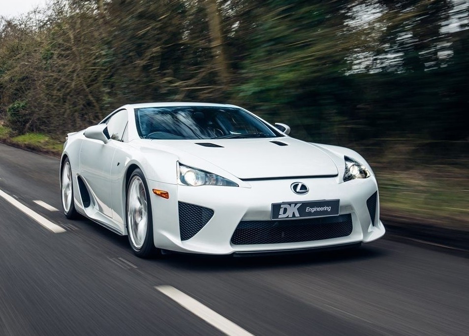 2011 Lexus LFA White Collection