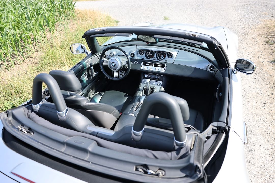 2000 BMW Z8 6 33