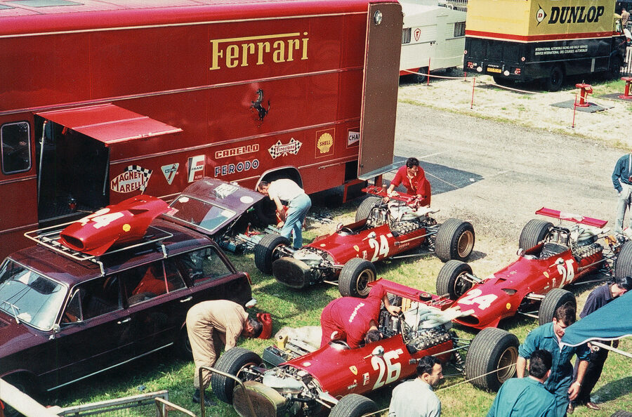41-ro-1968-041-chris-amons-and-jacky-ichx-ferrari-312-carter_coated-3