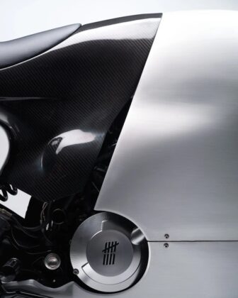 5 B9 DUCATI 821.jpg
