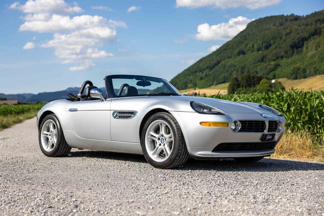 2000 BMW Z8 2 66