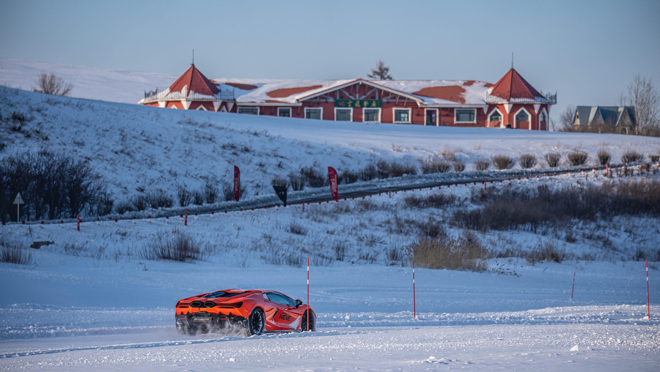 Esperienza Lamborghini: The World From Behind The Wheel 10 671415 scaled