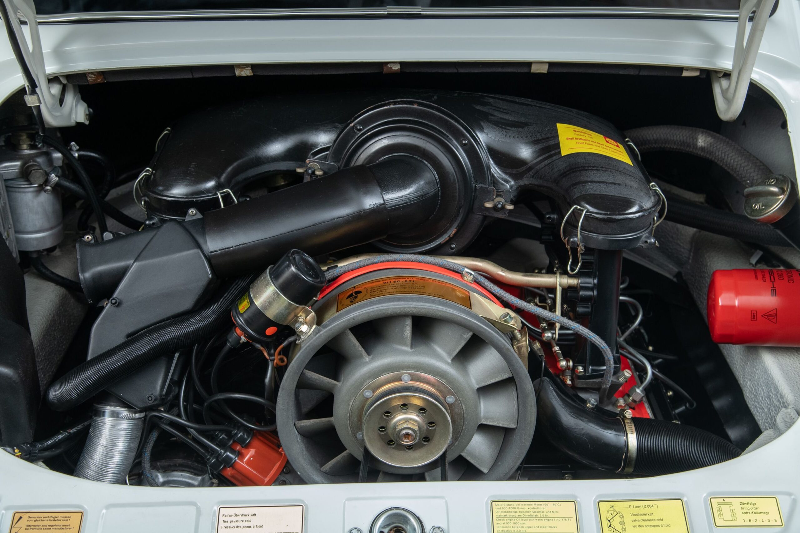 1973 Porsche 911 Carrera RS "Lightweight" 7 7 scaled