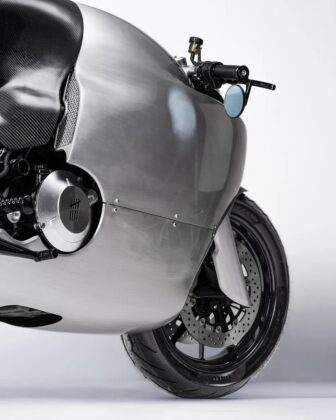 9 B9 DUCATI 821.jpg