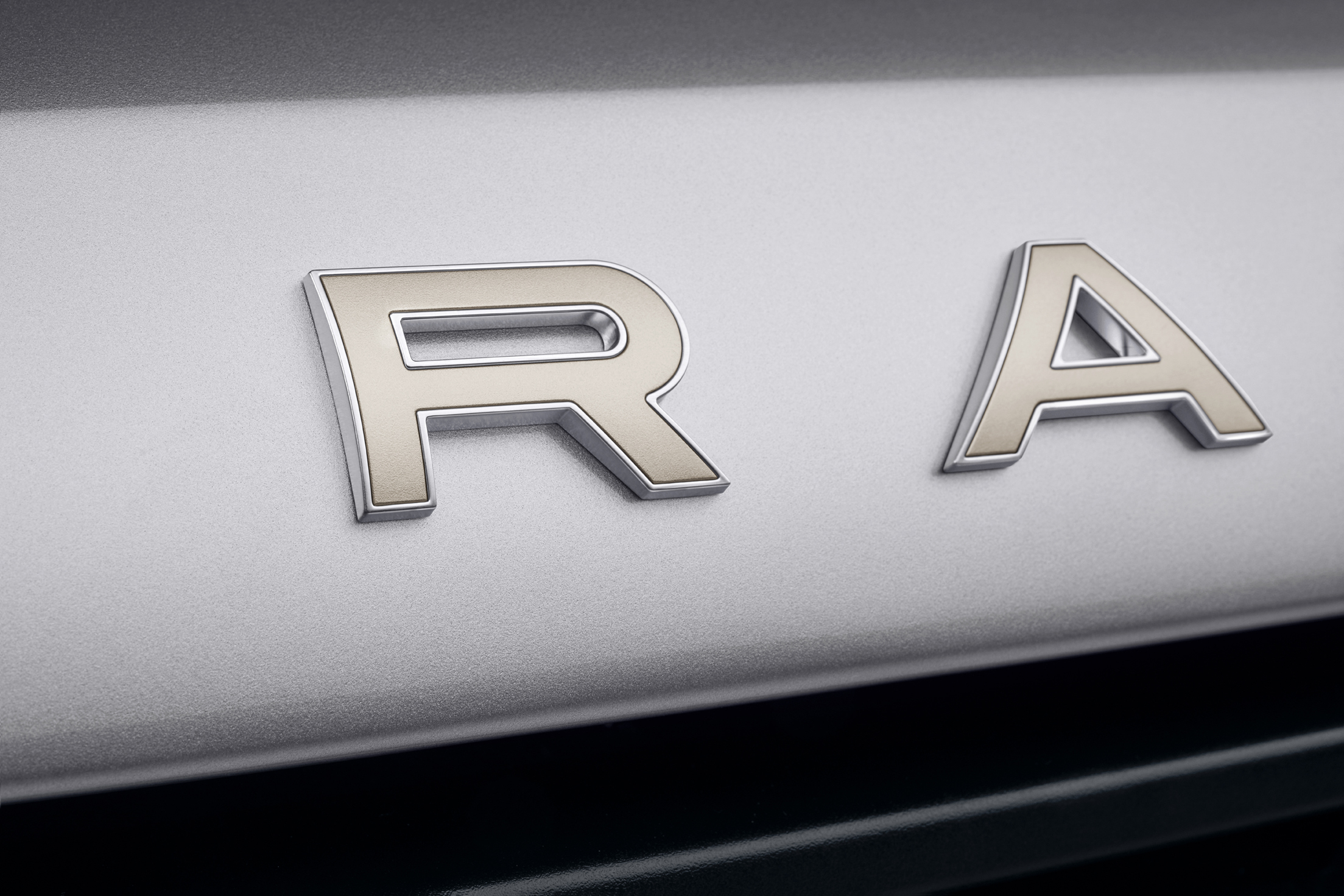 CLASSIC RR BADGE 02d FINAL LR 72dpi