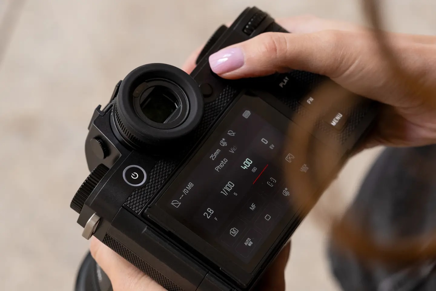 Leica SL3-P 5 Leica SL3 P Display.jpg