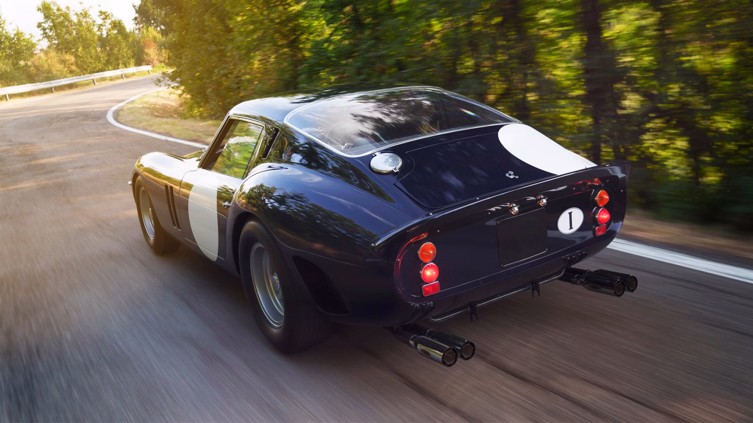 The Reborn 250 GTO 3 Restauro 250GTO VillaDeste chiusura desk scaled