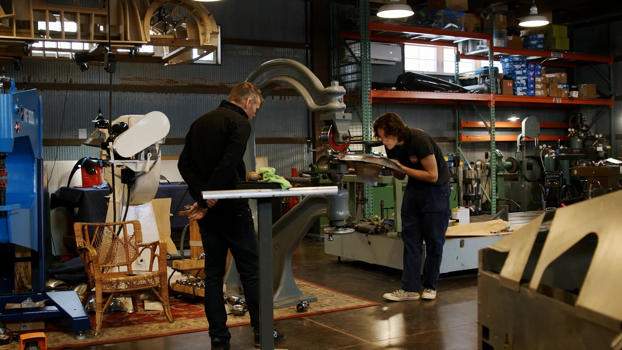 Metal Shaping Masterclass: Runge Cars 10 Runge Film Photo 30.png Kopie