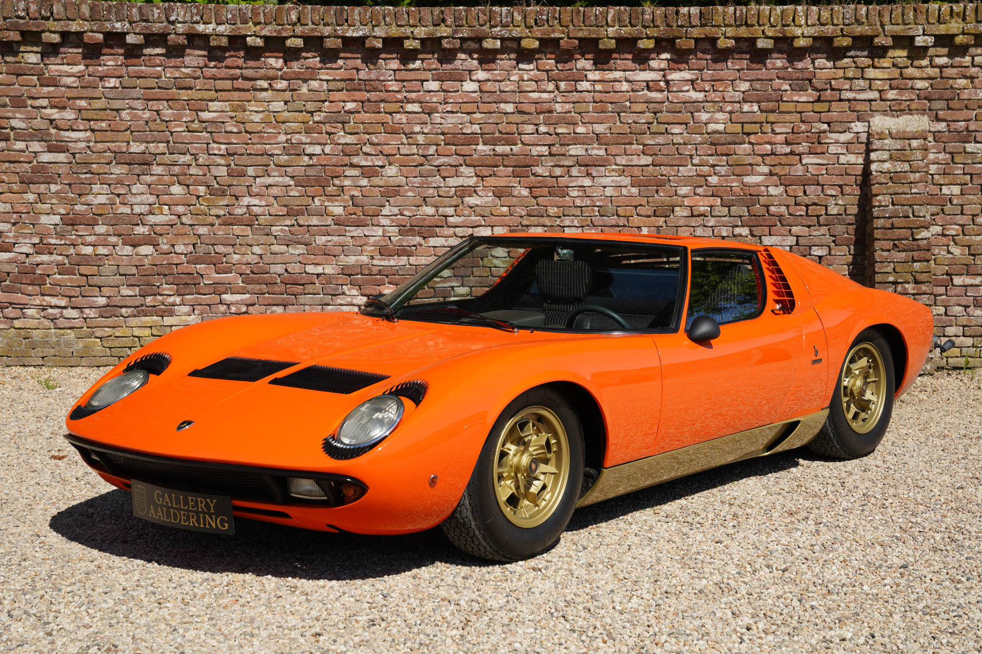 The Lamborghini Miura: The Car that Changed Everything 14 oqM7nvpRlwUm