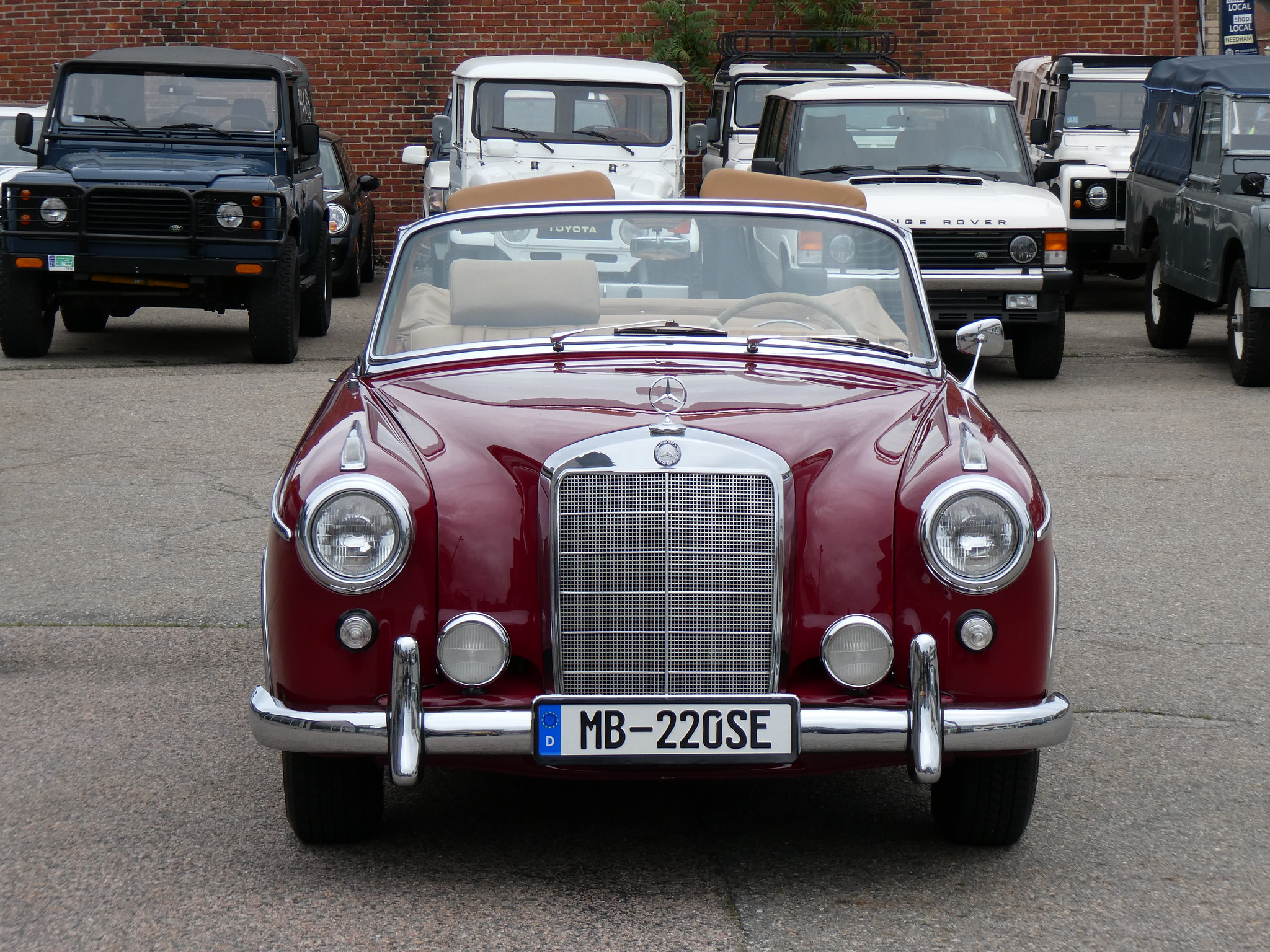 1960 Mercedes Benz 220SE Ponton Cabriolet 2 18 1