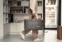 Remington Travel Bag By Lundi