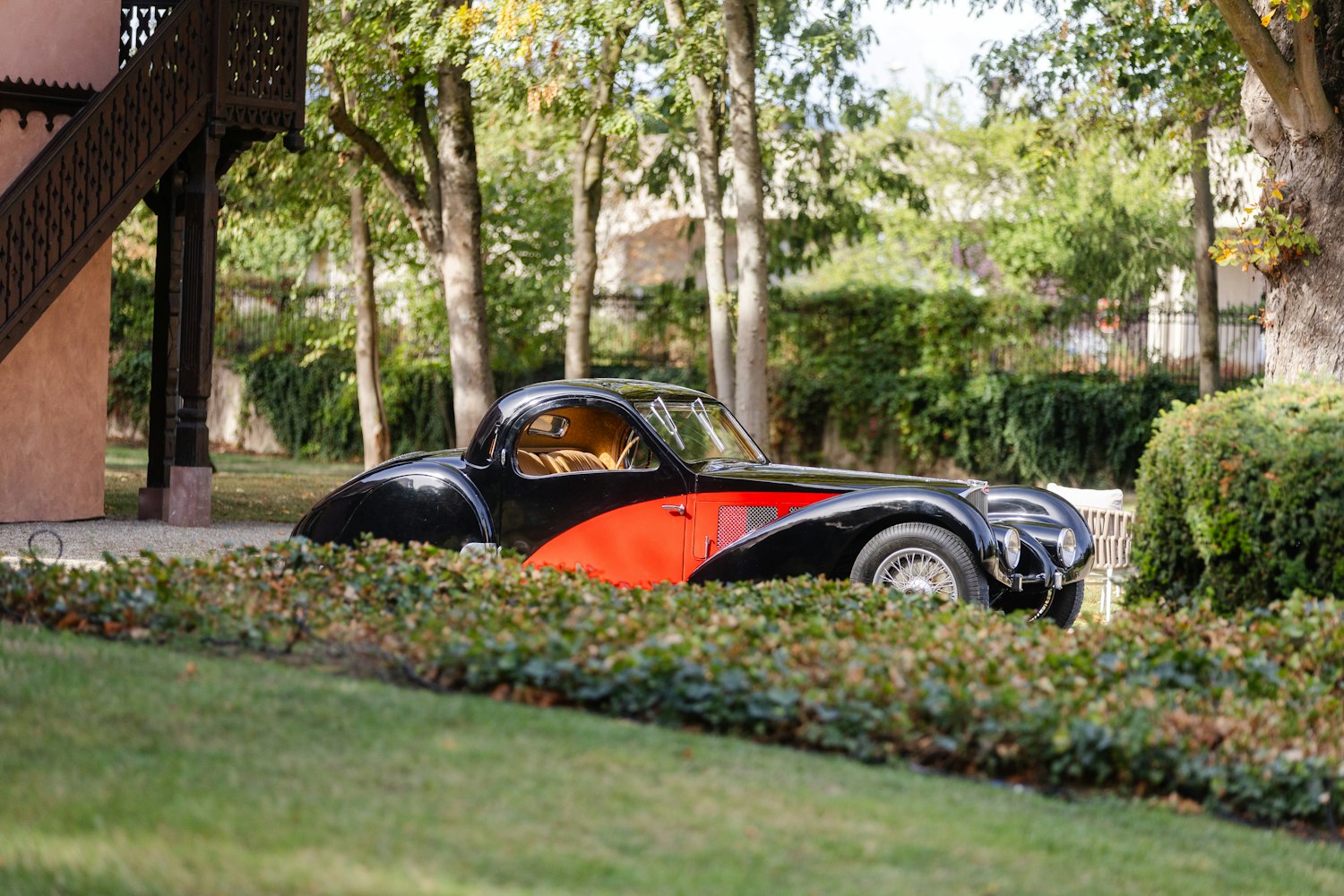 13 BUGATTI Molsheim Festival