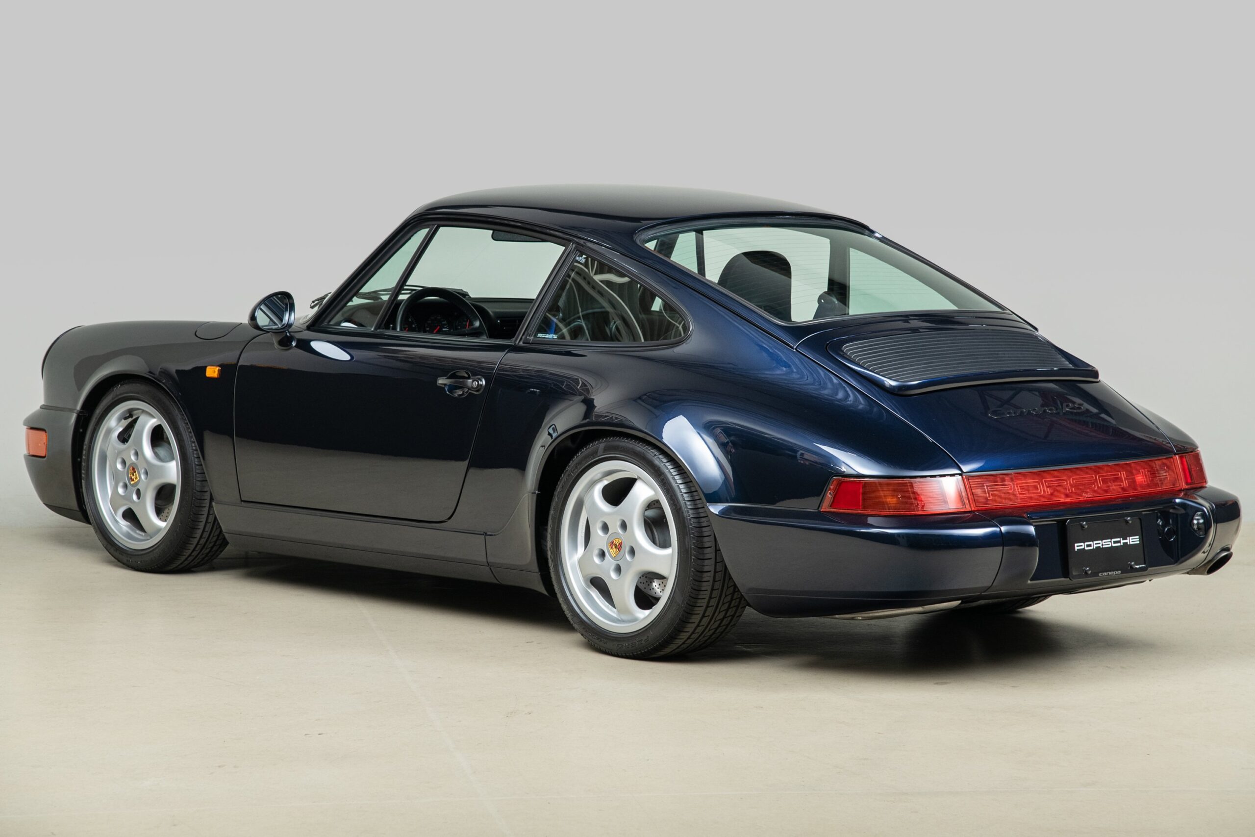1992 Porsche 911 Carrera RS 4 13 scaled