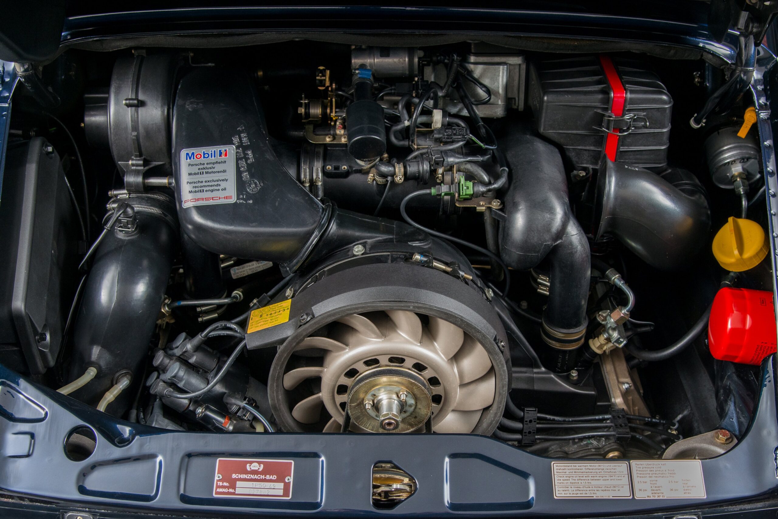 1992 Porsche 911 Carrera RS 7 17 scaled