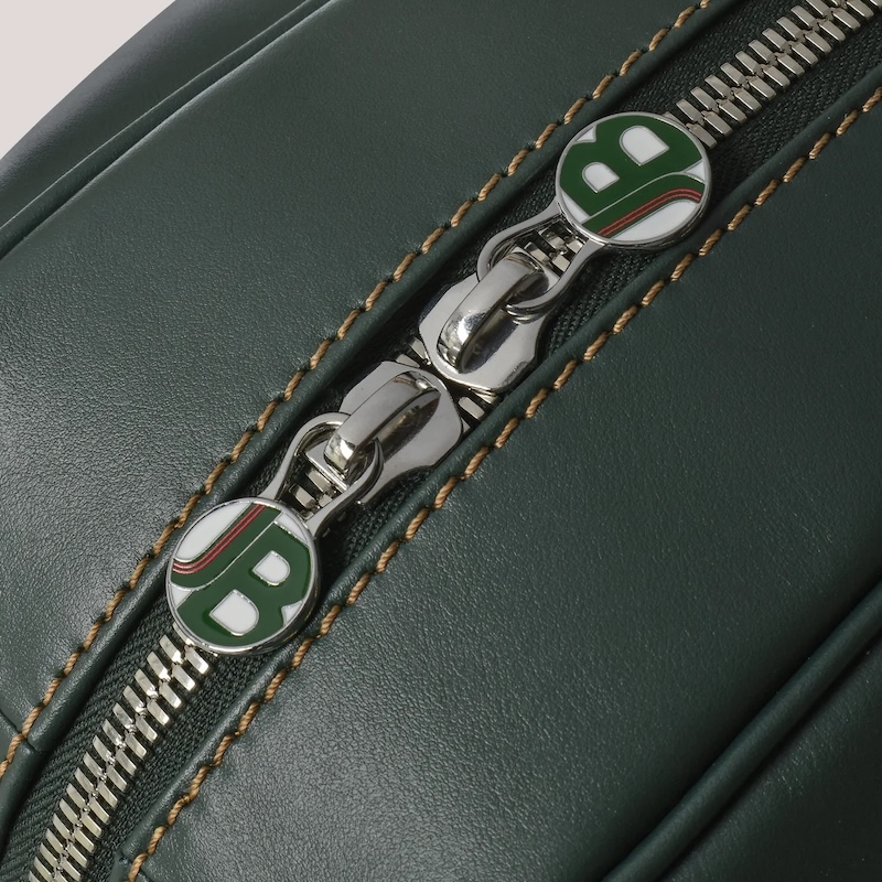 Jordan Bespoke: Tailor Made For You & Crafted For Life 22 holdall brabham 60 zip.jpg