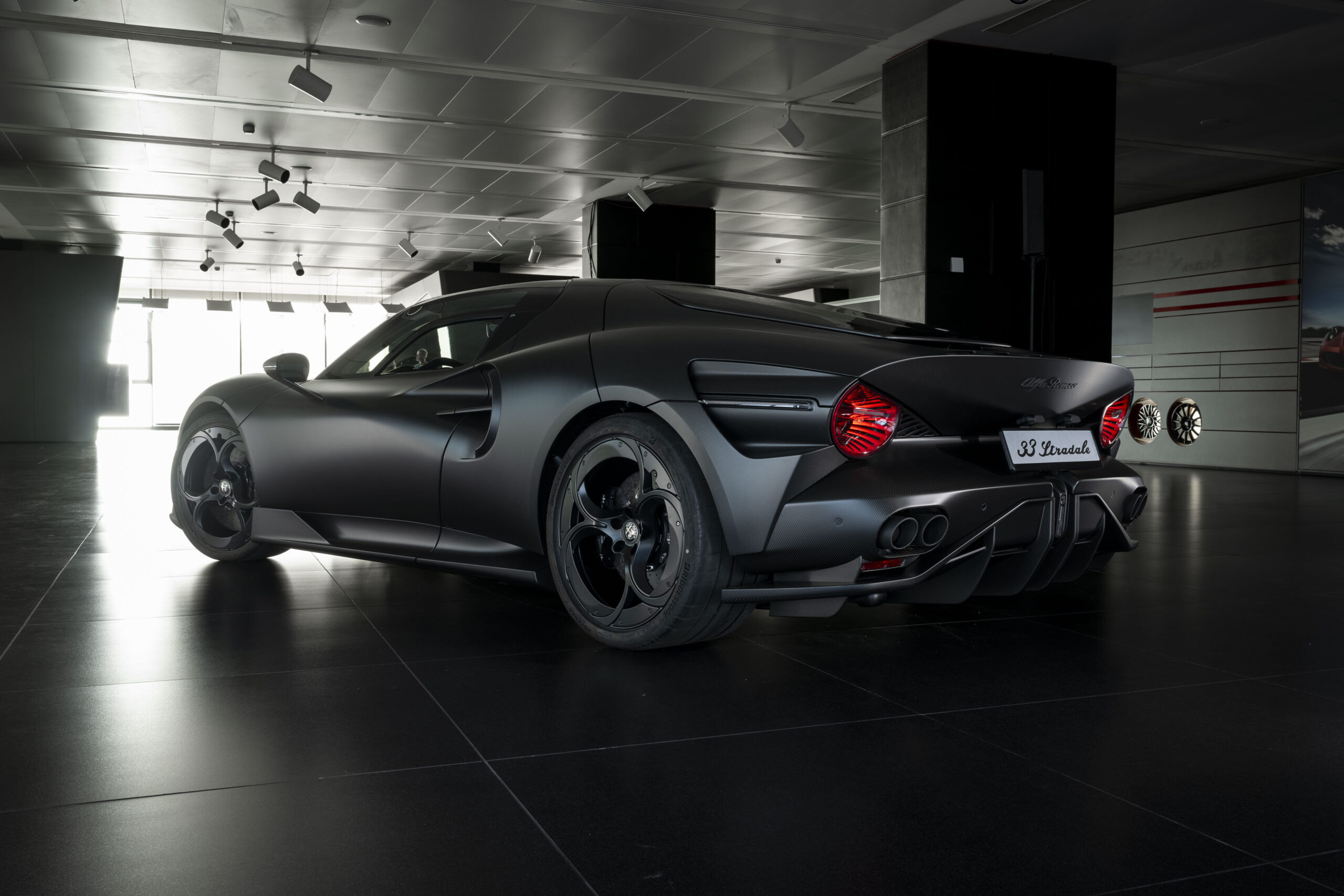 33 stradale perla nera1 scaled