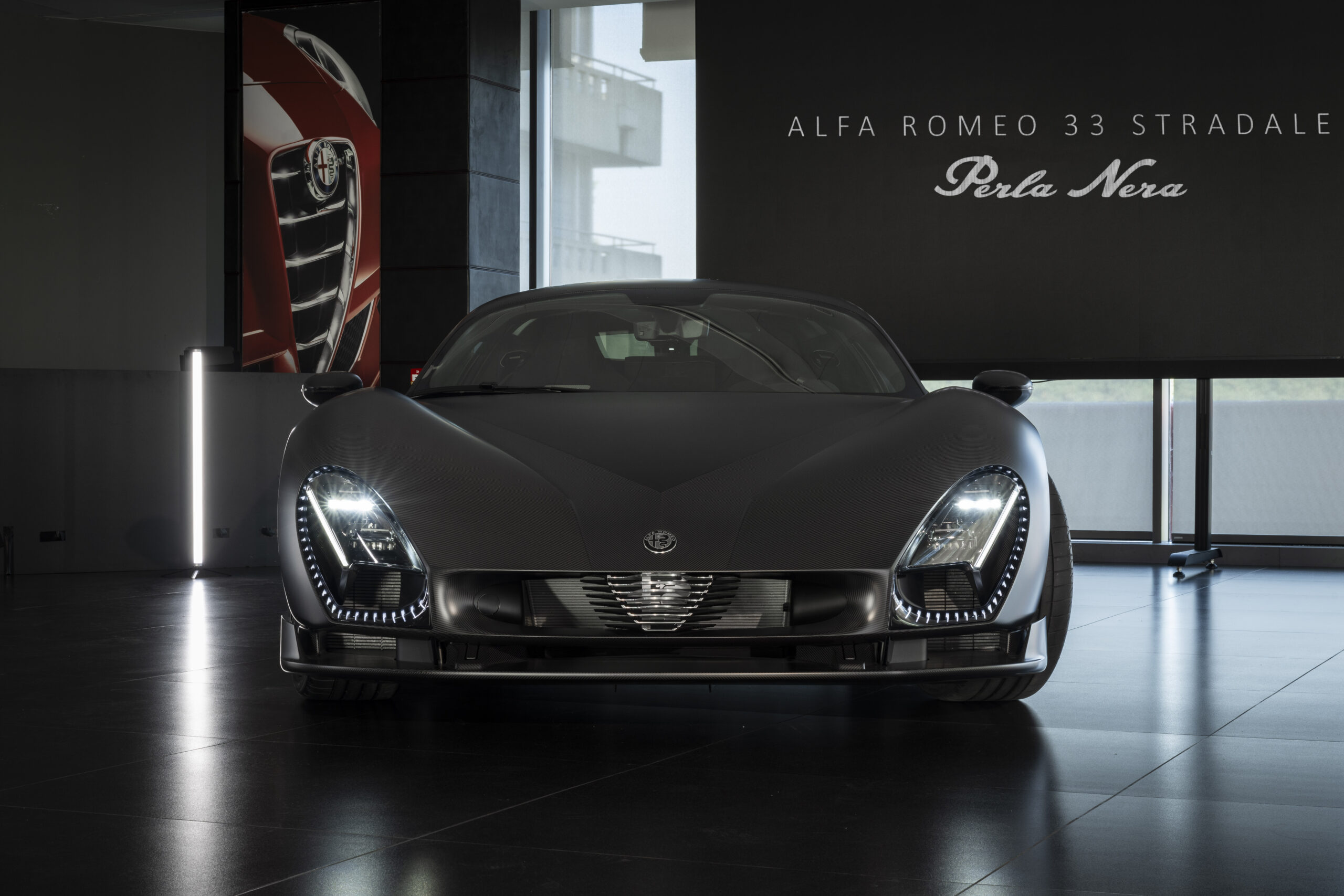 33 stradale perla nera2 scaled