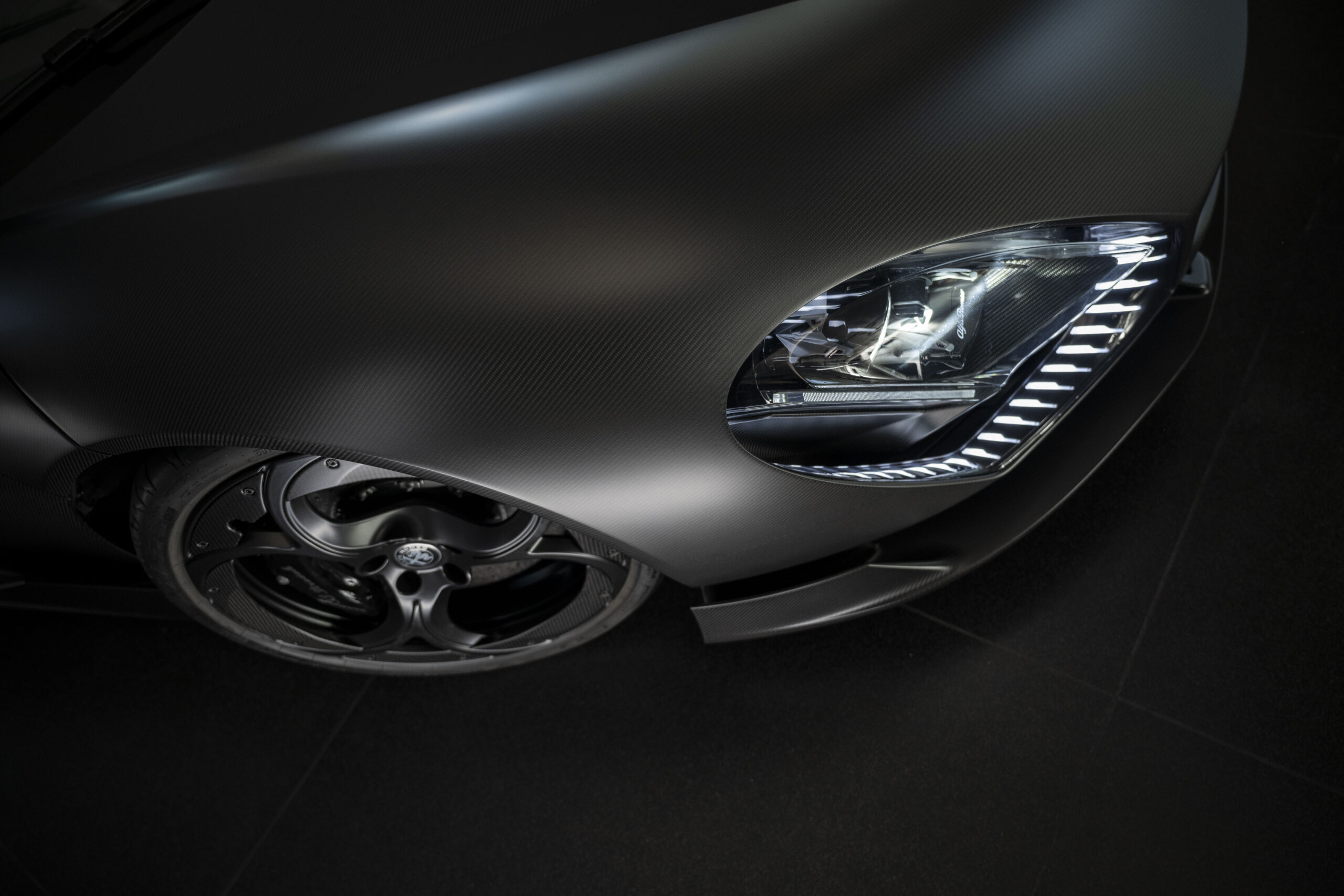 33 stradale perla nera5 scaled