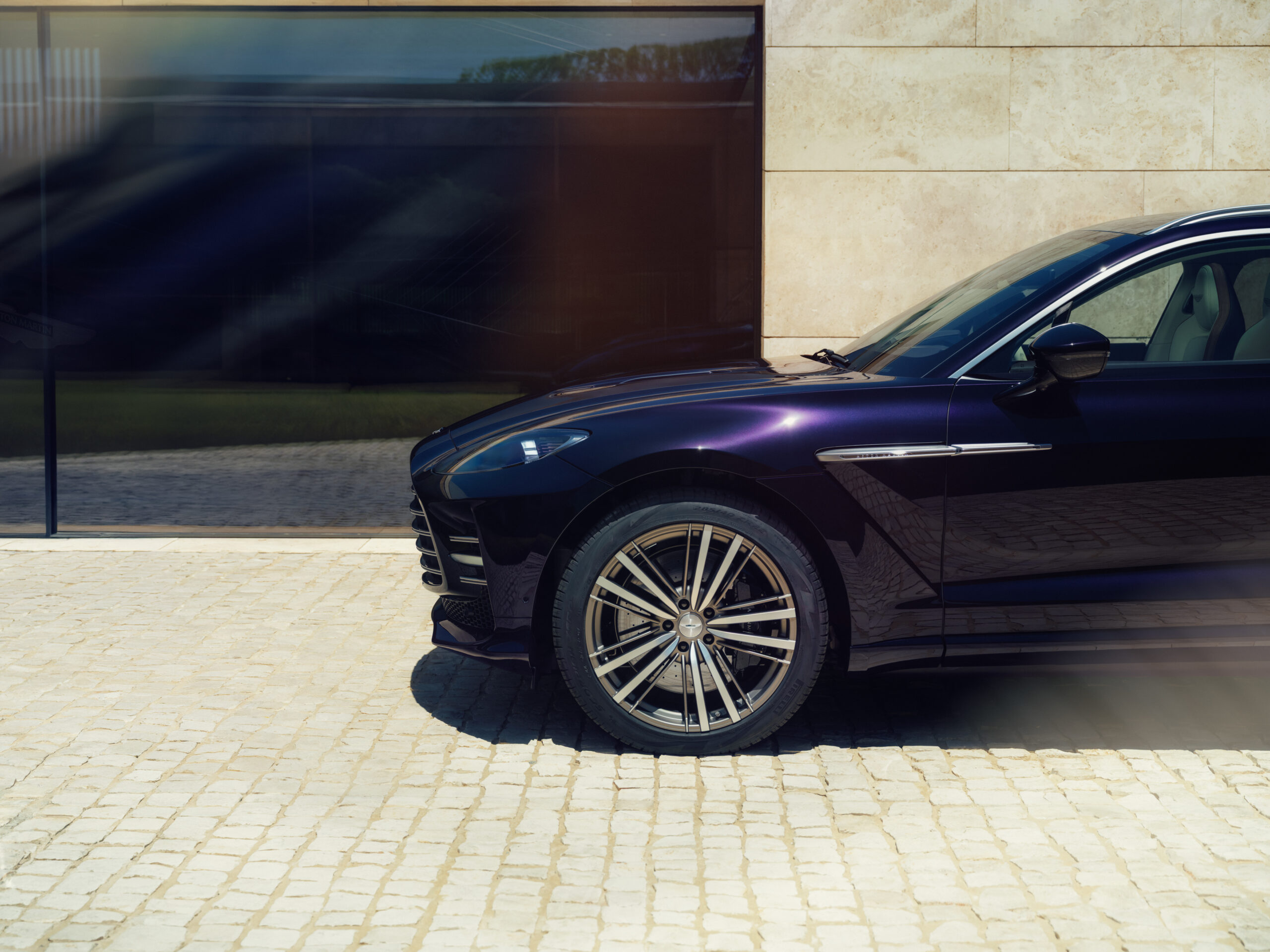 Aston Martin DBX GT 4 scaled