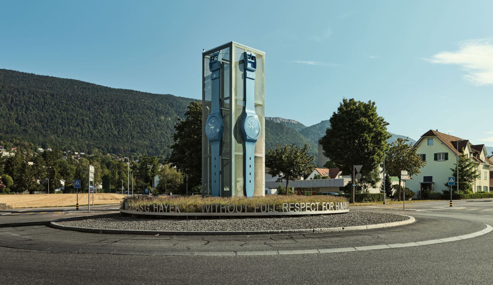 b uhr8